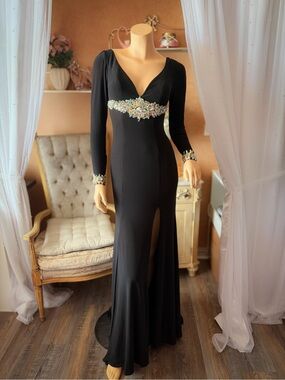 Jonathan Kayne Black Crystal Embellished Mermaid Gown Size 0